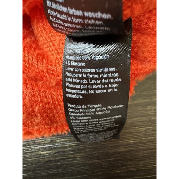 Topshop Woman’s Fuzzy 1/4 Zip Pullover Size 4, Warm Cozy Fall - Picture 5 of 5